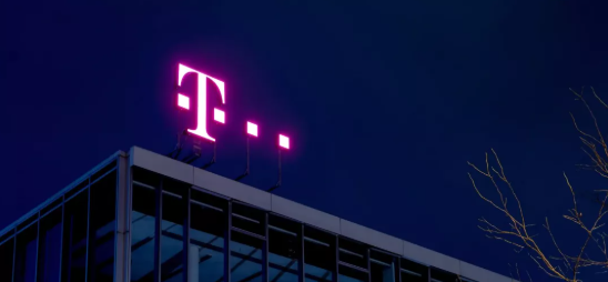 T-Mobile���⵽SIM���������������������û���Ϣ�ٴ�й¶.png